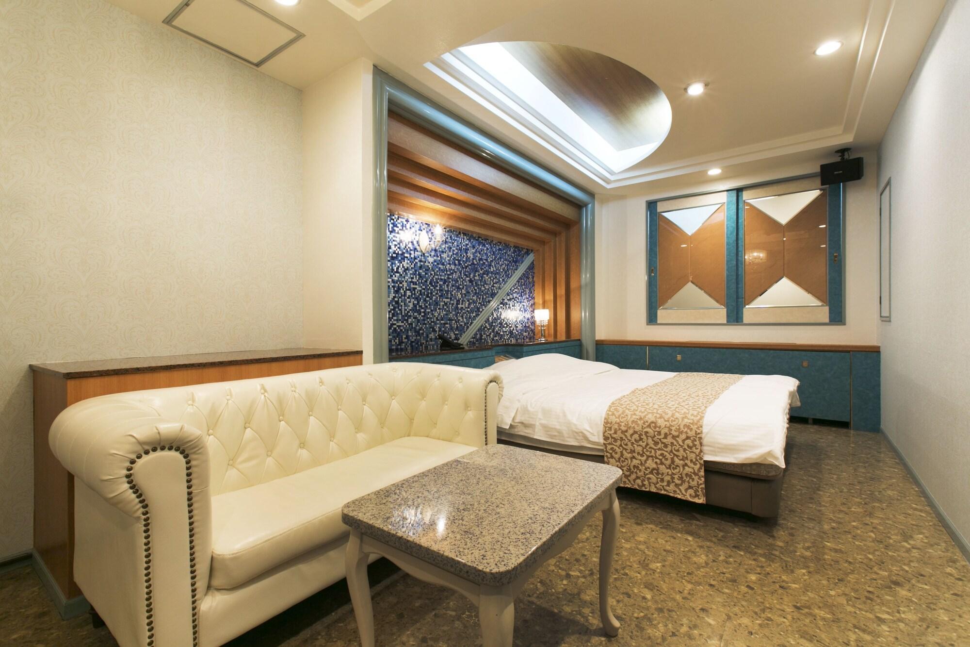 Hotel Atlantis Toyonaka (Adults Only) Ngoại thất bức ảnh