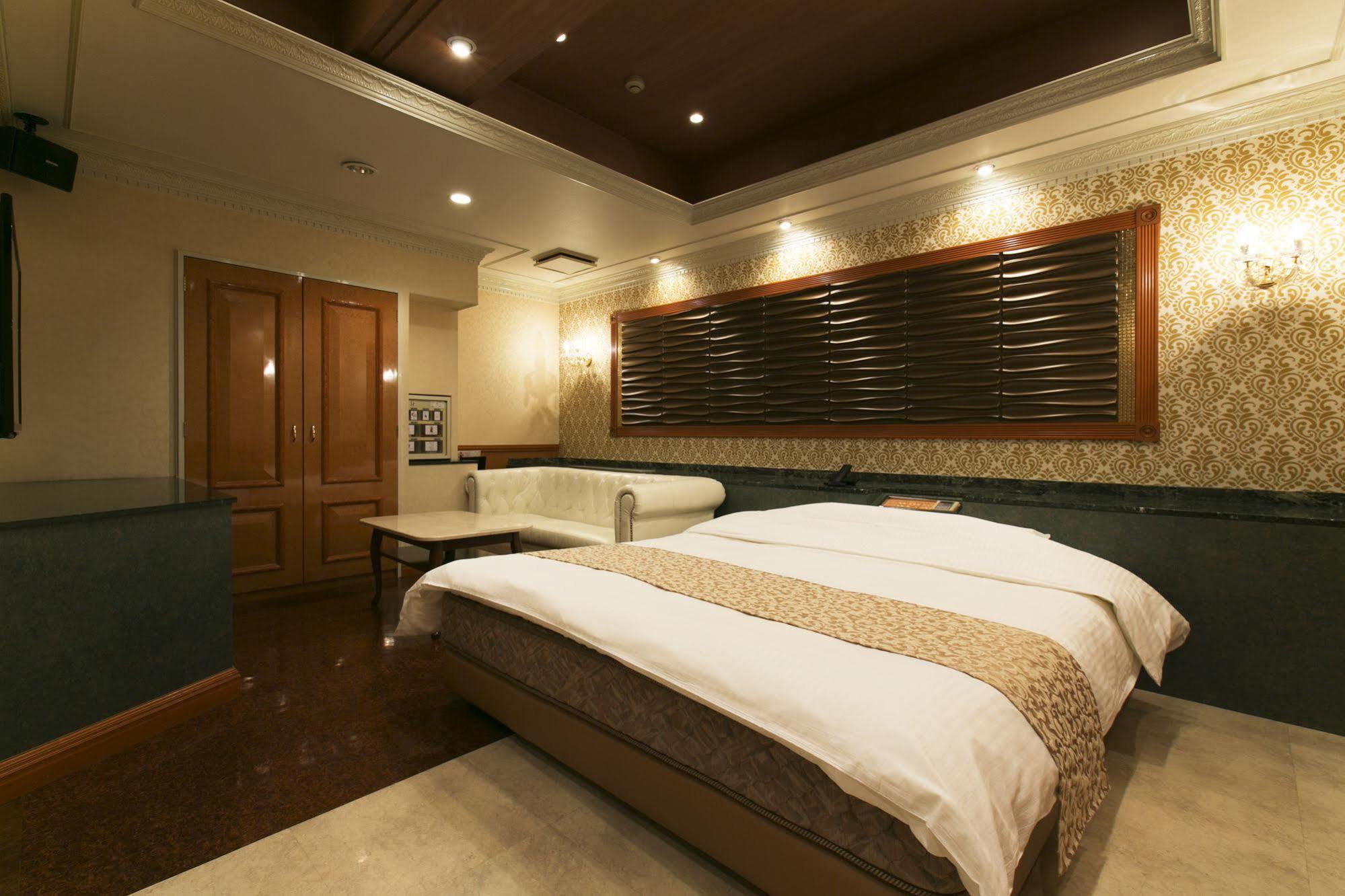 Hotel Atlantis Toyonaka (Adults Only) Ngoại thất bức ảnh