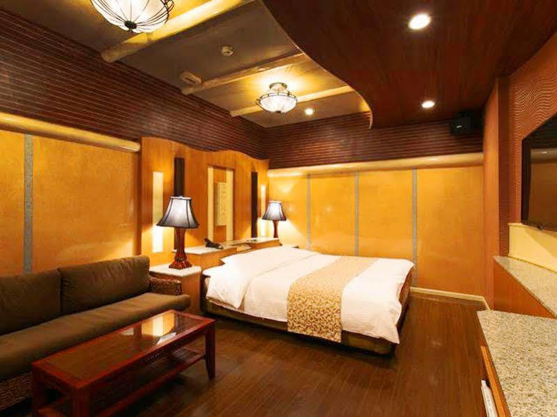 Hotel Atlantis Toyonaka (Adults Only) Ngoại thất bức ảnh