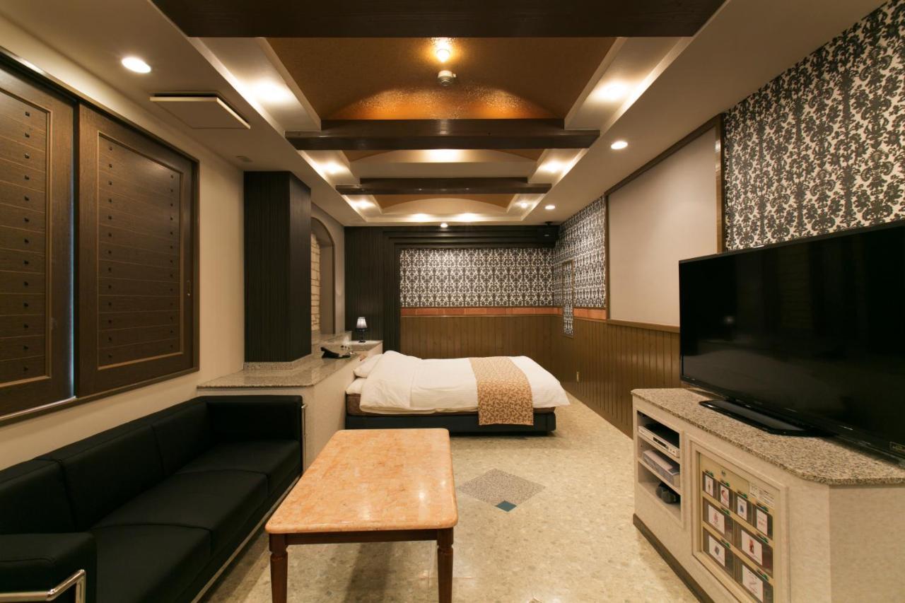 Hotel Atlantis Toyonaka (Adults Only) Ngoại thất bức ảnh
